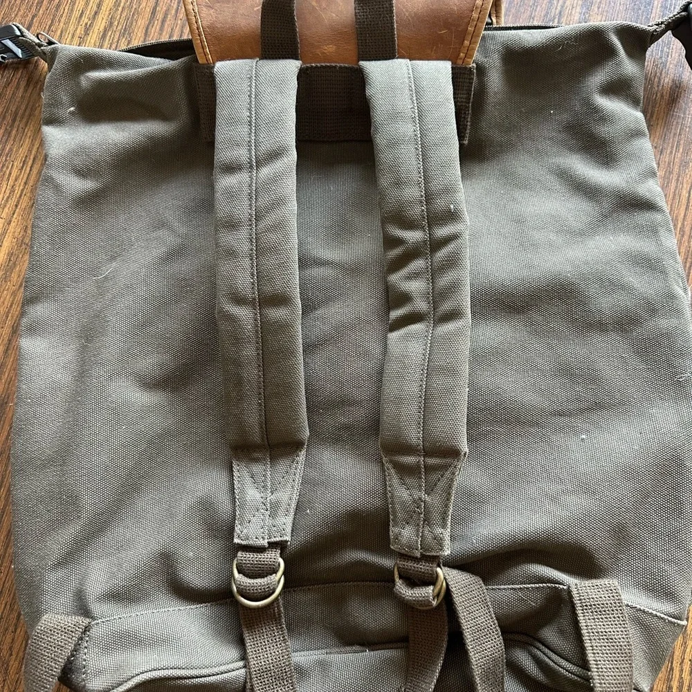 Vintage High Sierra Olive Canvas Backpack with Brown Leather Trim